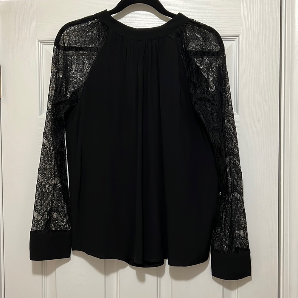 Forever 21 lace sleeve back out blouse